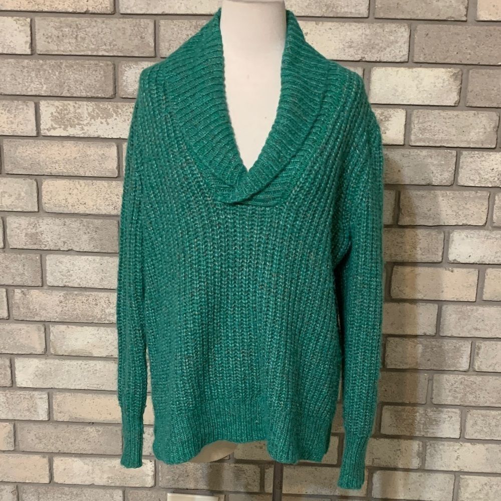 3for$20 sweaterโmedium